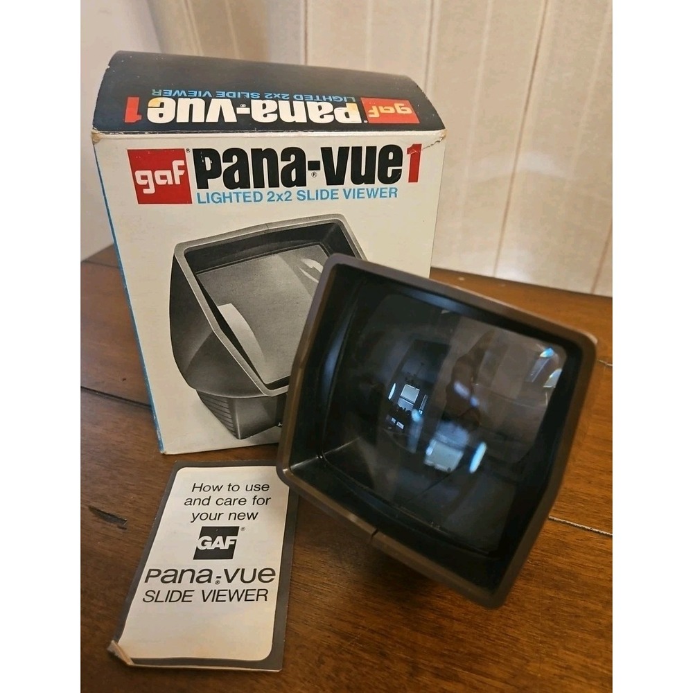 Vintage GAF Pana-Vue 2 Lighted 2x2 Slide Viewer Works Tested